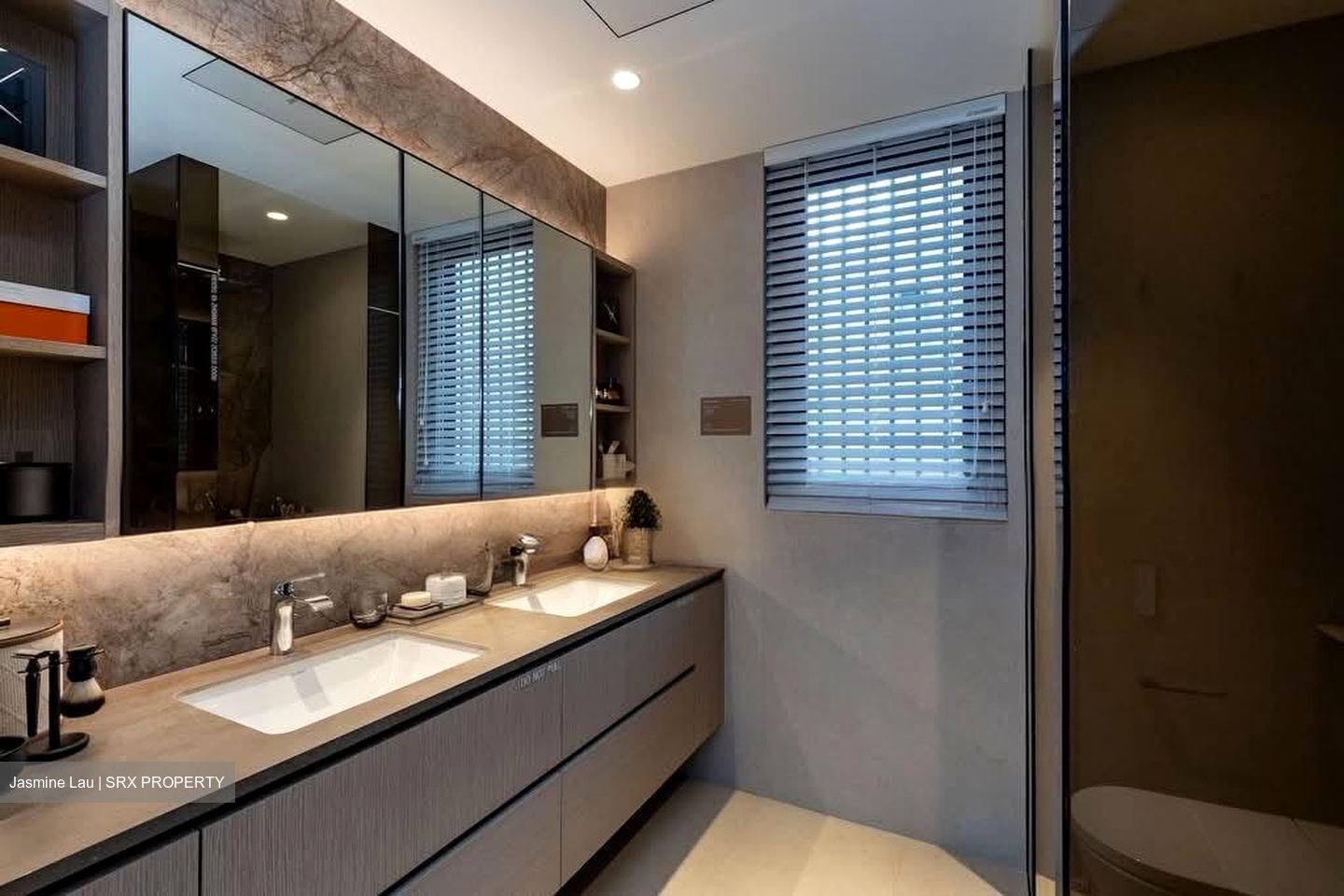 Pine Grove (D21), Condominium #599548111